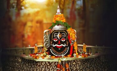 Mahakaleshwar jyotirlinga with temples and ghats Madhya Pradesh | MP VACATION INDORE