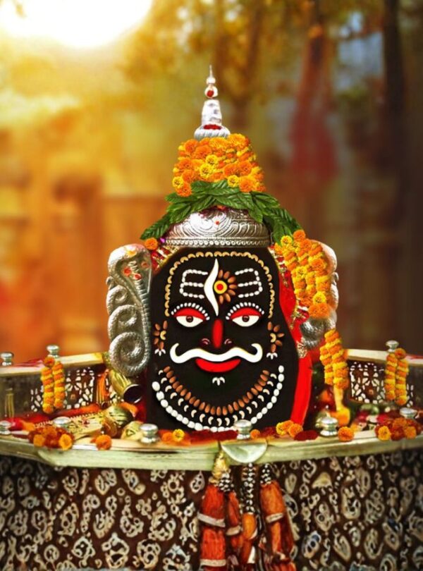 Mahakaleshwar jyotirlinga with temples and ghats Madhya Pradesh | MP VACATION INDORE