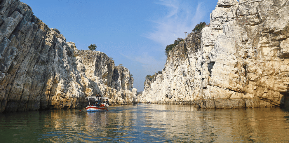 Marble Rocks at Bhedaghat on Narmada River Madhya Pradesh | MP VACATION INDORE