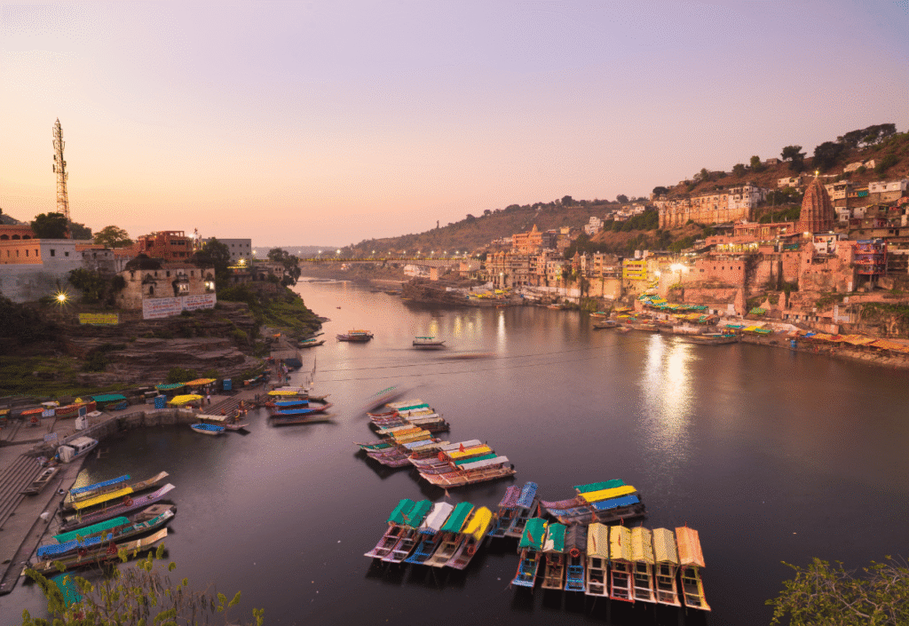 Omkareshwar Jyotirlinga temple on Narmada River Madhya Pradesh | MP VACATION INDORE