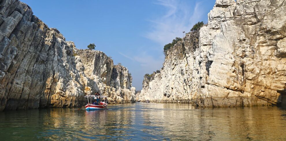 Jabalpur Bhedaghat Marble Rocks and Dhuandhar Falls | MP VACATION INDORE