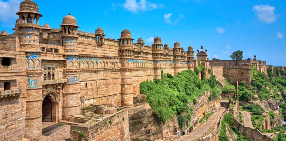 Gwalior city and Gwalior Fort Madhya Pradesh tourism | MP VACATION INDORE