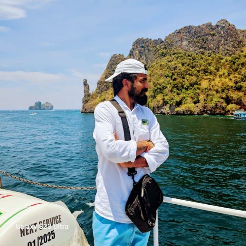 Solo traveller exploring destinations with MP VACATION INDORE tour support